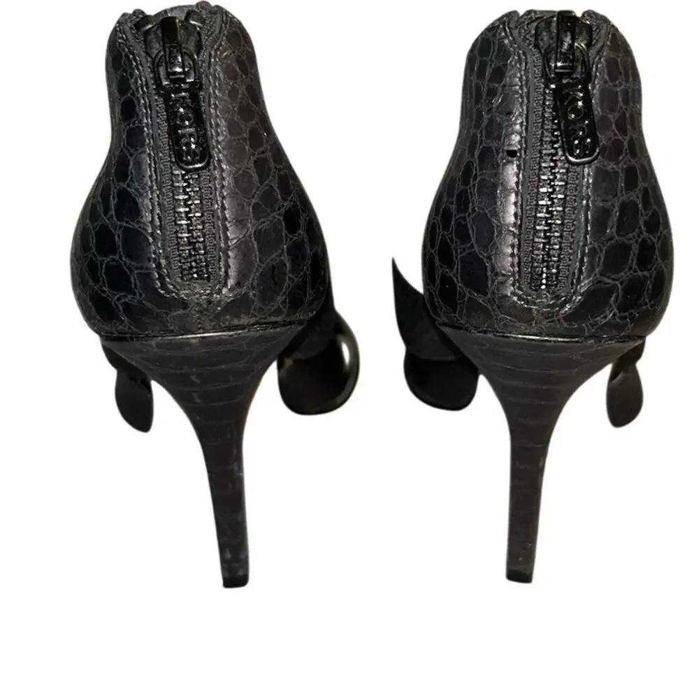 Michael Kors Metallic Pewter Strappy Cage Sandal Snake Back Zip Size 7